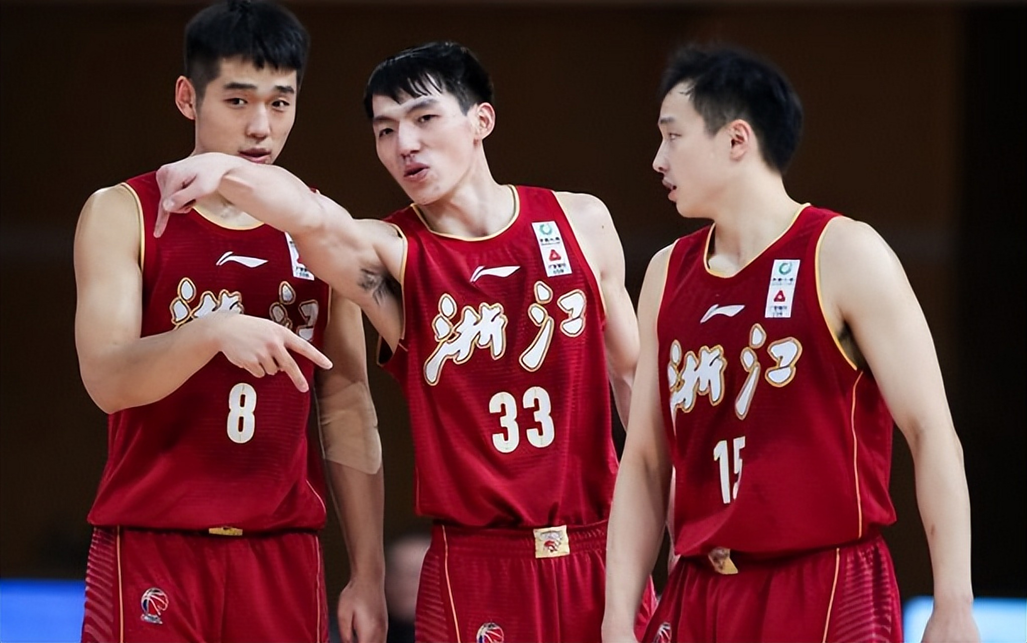 包含浙江队主帅决策完美，带领球队突围的词条