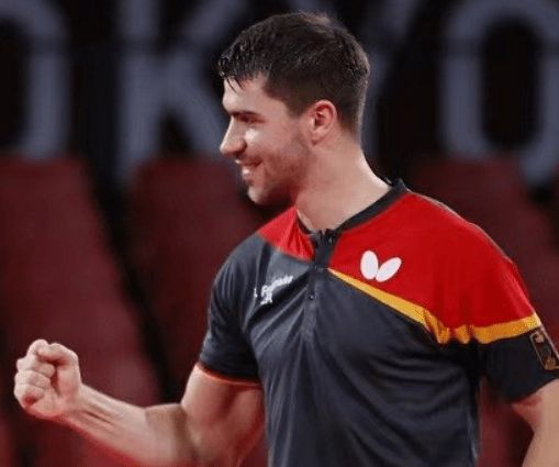 包含德国队险胜瑞典队，奥恰洛夫统治全场的词条