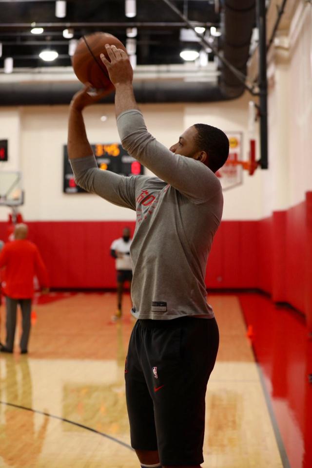 关于广州队横扫76人,麦科勒姆扛起全队的信息 关于广州队横扫76人,麦科勒姆扛起全队的信息