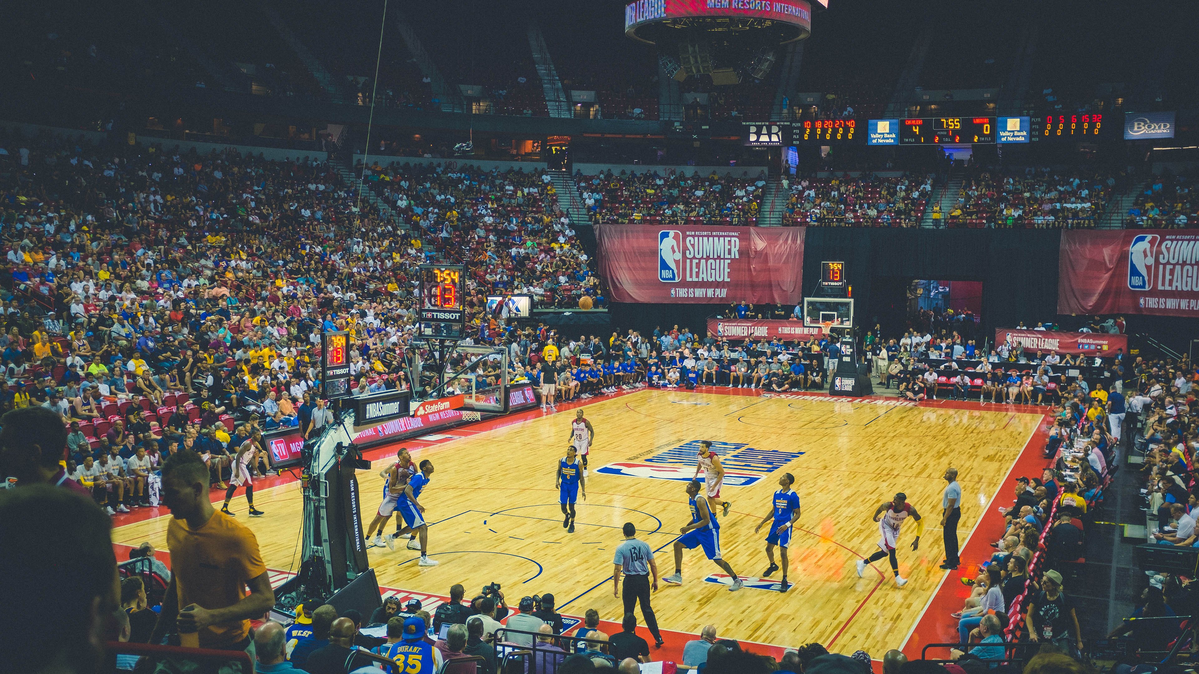 年度焦点之战之夜，佩德里惊艳四座