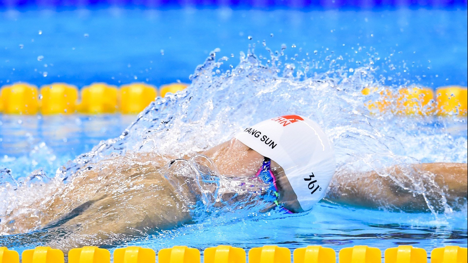 拉沃尔杯力克法网,鲁德点燃赛场,一场超越胜负的网球叙事